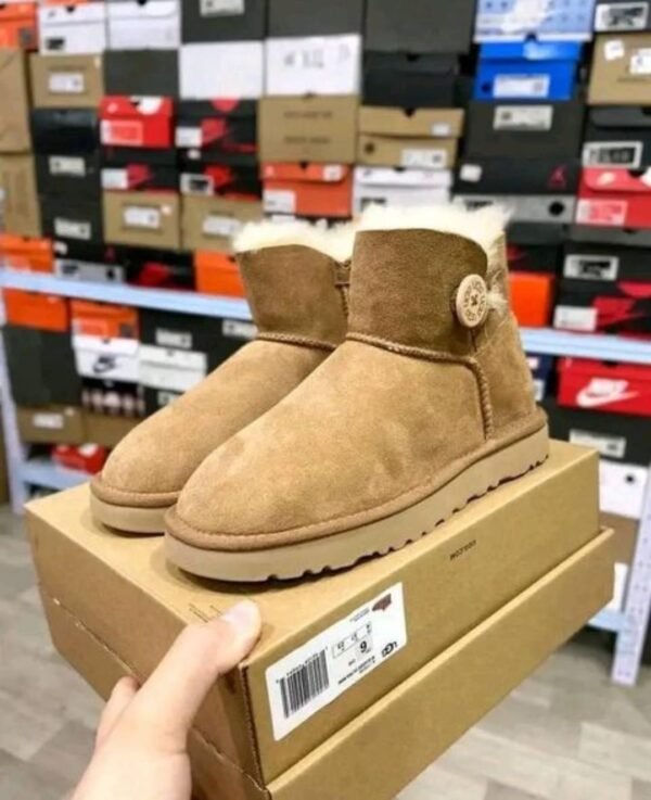 UGG Shoes Pallets